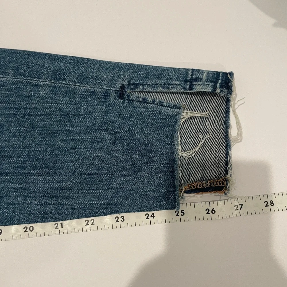 7 For All Mankind Distressed Blue Cropped Jeans - Picture 8 of 8